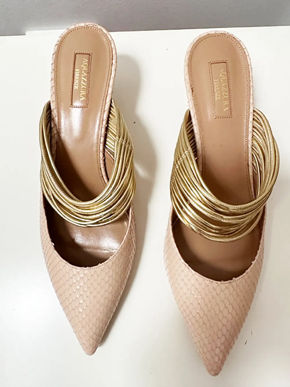 AQUAZZURA