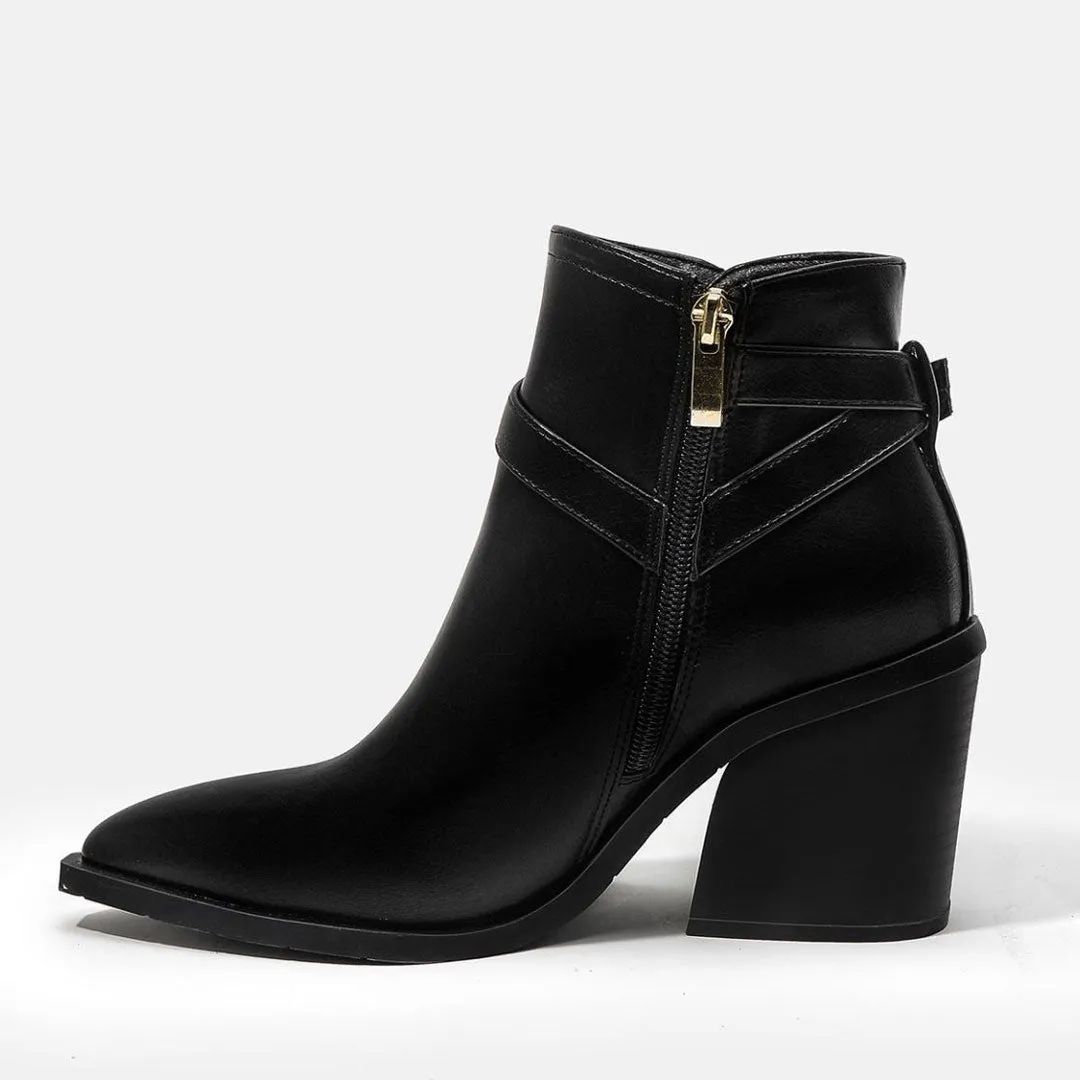 Chelsea Style Pointed Toe Buckle Strap Block Heel Ankle Boots - Black