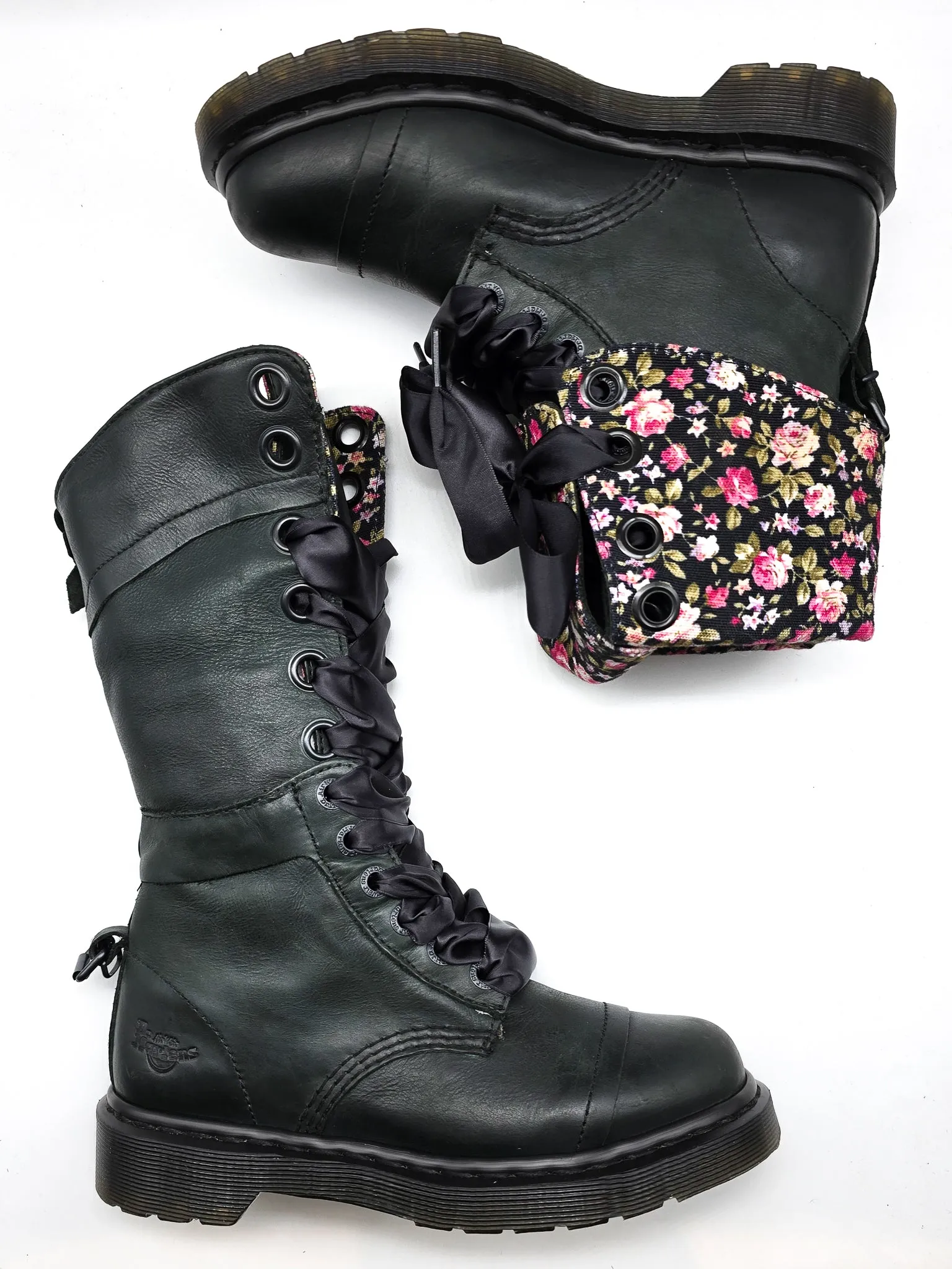 DR. MARTENS TRIUMPH BLACK MIRAGE FLORAL